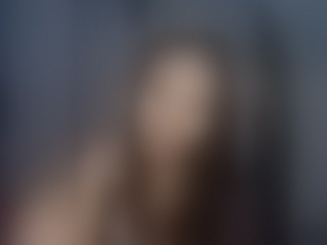 Live sex webcam photo for Sarah-71 #294095943