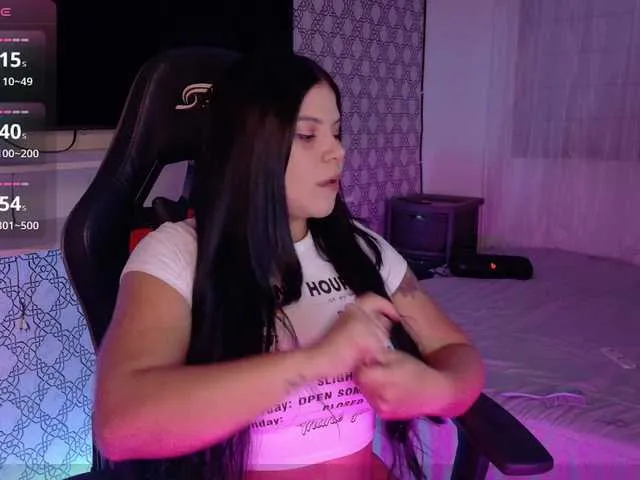 Live sex webcam photo for Sarah2Colliins #290811891