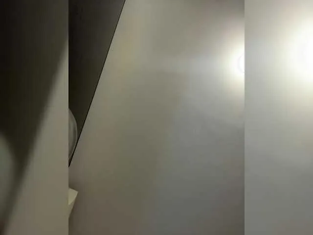 Live sex webcam photo for Sarah2Colliins #290831750