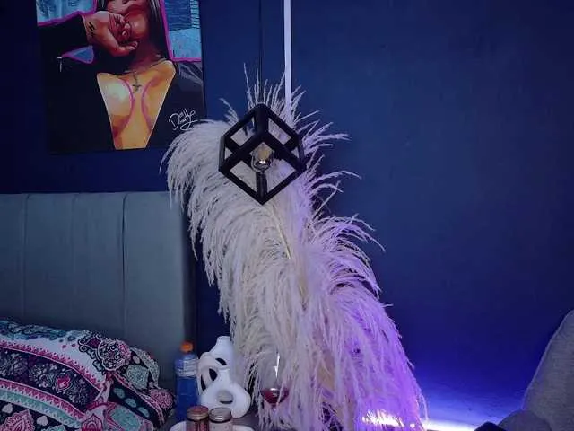 Live sex webcam photo for Sarah2Colliins #291108711