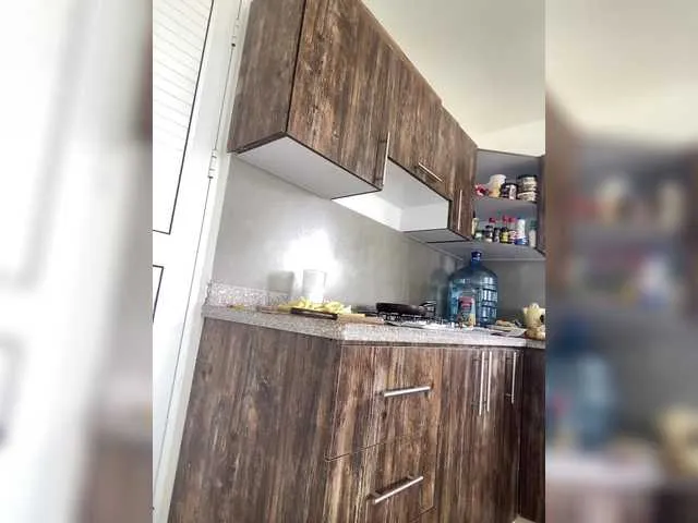 Live sex webcam photo for Sarah2Colliins #291792694