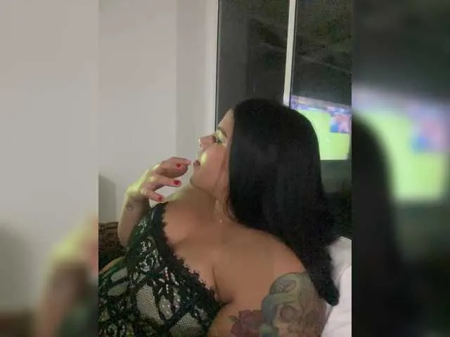 Live sex webcam photo for Sarah2Colliins #291801970