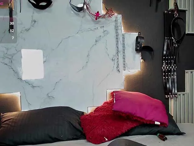Live sex webcam photo for Sarah917 #291543412