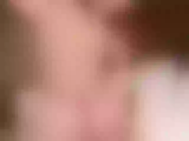 Live sex webcam photo for SarahGrey #292235593