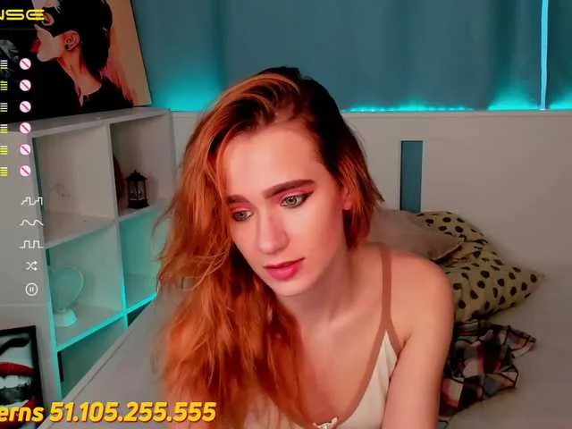 Live sex webcam photo for SarahMann #273938254