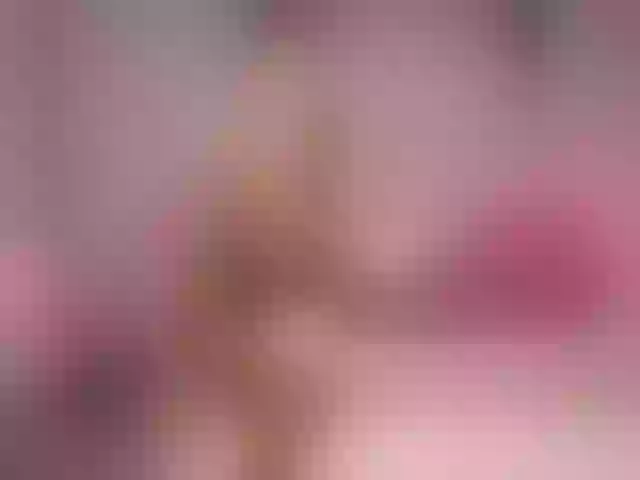 Live sex webcam photo for SarahRaynex #291260417
