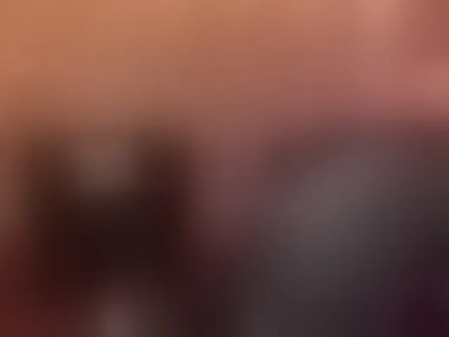 Live sex webcam photo for SarahRhodes #293471915