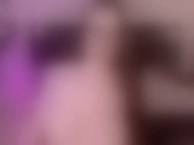 Live sex webcam photo for SarahRhodes #293775654