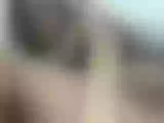 Live sex webcam photo for SarahSahara2 #151861931