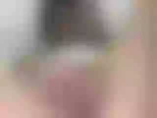 Live sex webcam photo for SarahSahara2 #154954787