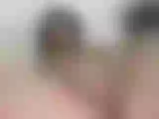 Live sex webcam photo for SarahSahara2 #156313036