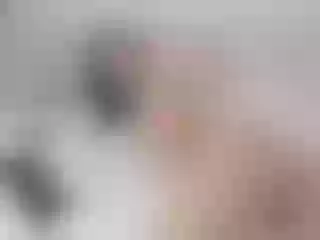 Live sex webcam photo for SarahSahara2 #206852668