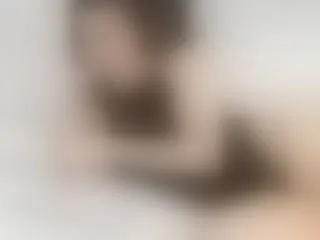Live sex webcam photo for SarahSahara2 #231514528
