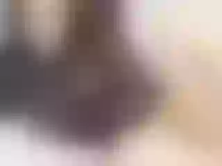 Live sex webcam photo for SarahSahara2 #232561575