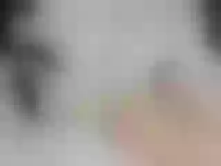 Live sex webcam photo for SarahSahara2 #240039052