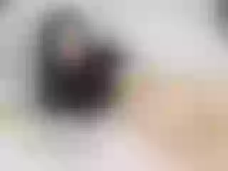 Live sex webcam photo for SarahSahara2 #240295672