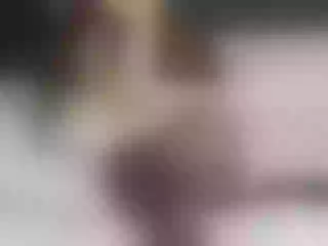 Live sex webcam photo for SarahSahara2 #275945036