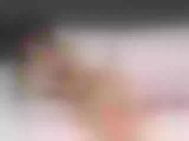 Live sex webcam photo for SarahSahara2 #275978431