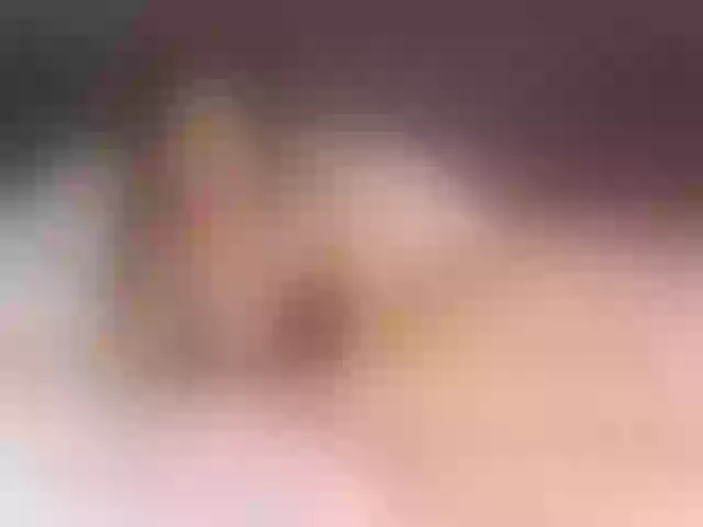 Live sex webcam photo for SarahSahara2 #276449321