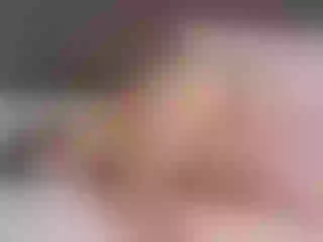 Live sex webcam photo for SarahSahara2 #276493056