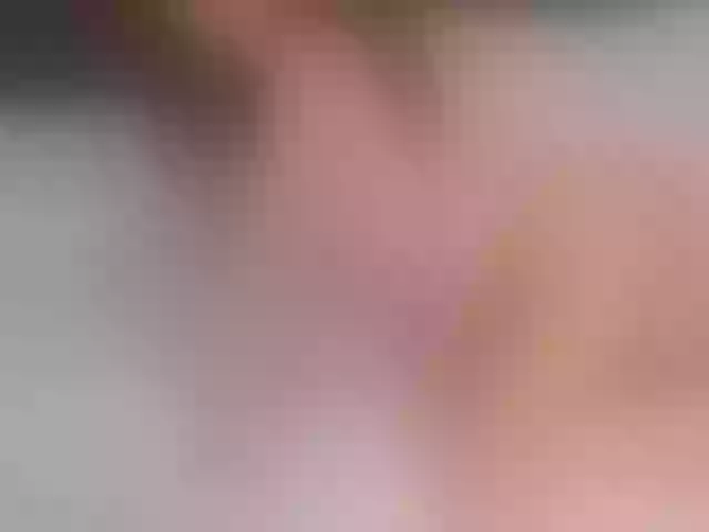 Live sex webcam photo for SarahSahara2 #276728816