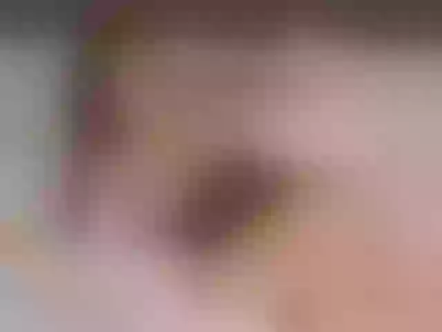 Live sex webcam photo for SarahSahara2 #276741852