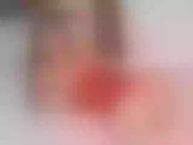 Live sex webcam photo for SarahSahara2 #276835475