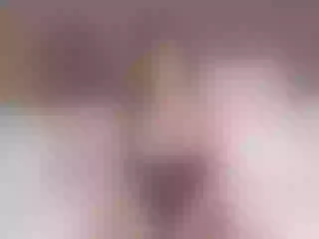 Live sex webcam photo for SarahSahara2 #292192622
