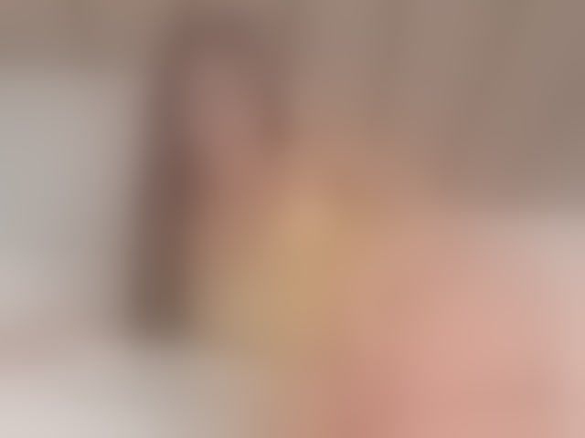 Live sex webcam photo for SarahSahara2 #294088730