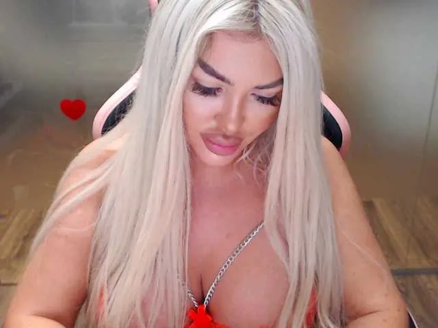 Live sex webcam photo for SarahStone #291453223