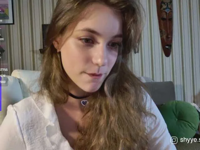 Live sex webcam photo for SarahSupershy #292123808