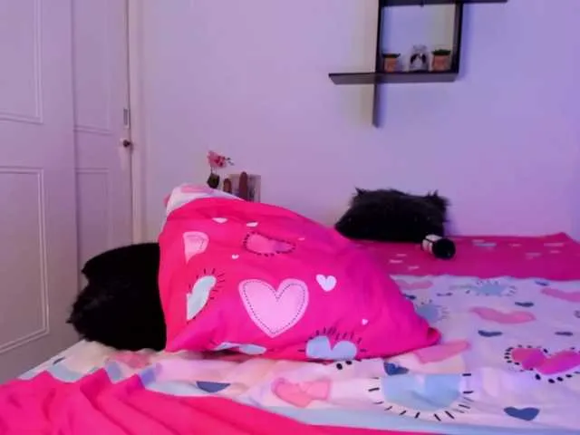 Live sex webcam photo for Sarahbrooks #272291206