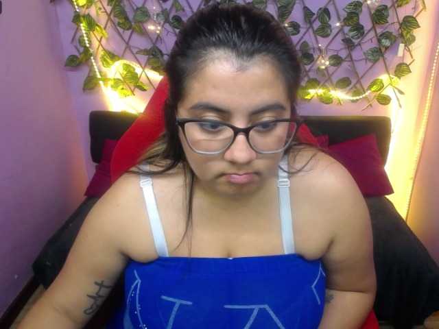 Live sex webcam photo for Sarahpotter #275479366