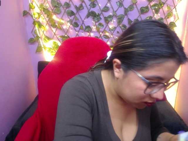 Live sex webcam photo for Sarahpotter #275583022