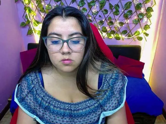 Live sex webcam photo for Sarahpotter #275766293