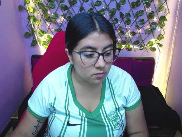 Live sex webcam photo for Sarahpotter #276123685