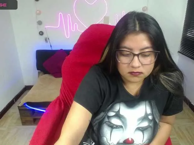 Live sex webcam photo for Sarahpotter #276320326