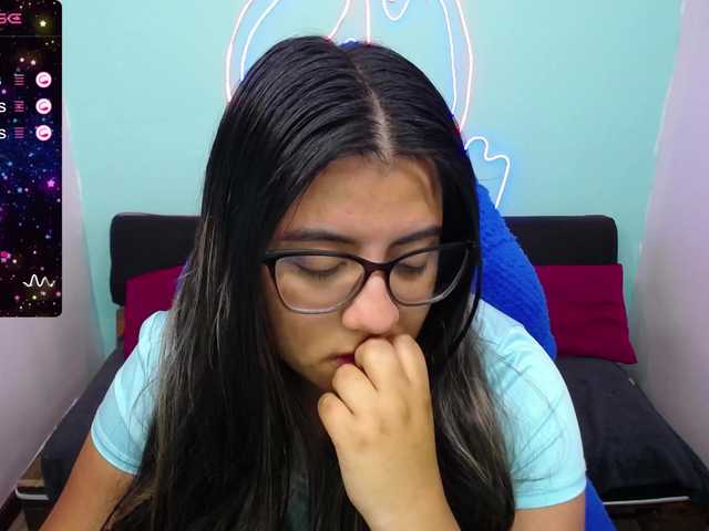 Live sex webcam photo for Sarahpotter #276773923