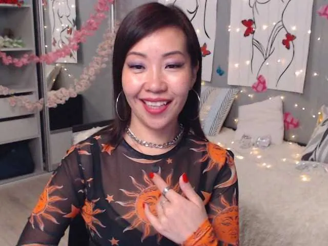 Live sex webcam photo for Sarahsexygirl #277412884