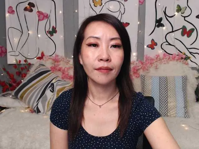 Live sex webcam photo for Sarahsexygirl #277846668