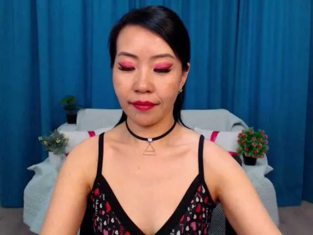 Live sex webcam photo for Sarahsexygirl #290982691