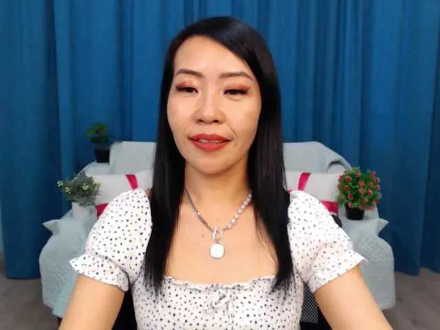 Live sex webcam photo for Sarahsexygirl #290995937