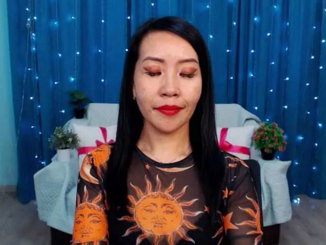 Live sex webcam photo for Sarahsexygirl #291177430