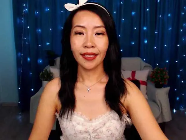 Live sex webcam photo for Sarahsexygirl #291290838