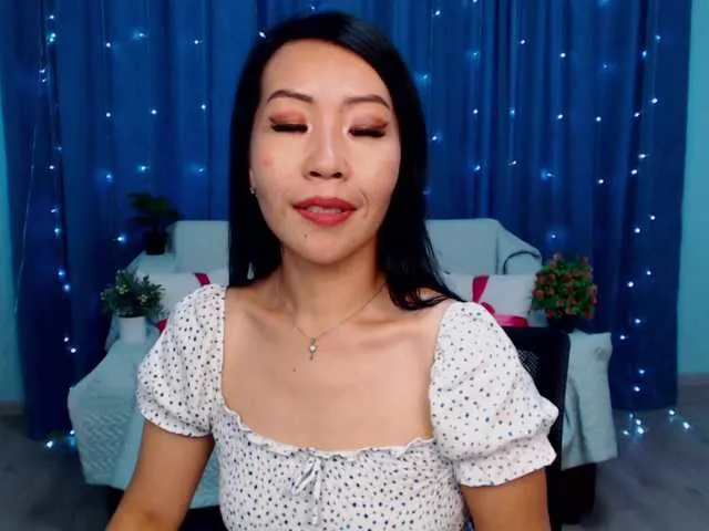 Live sex webcam photo for Sarahsexygirl #291457484