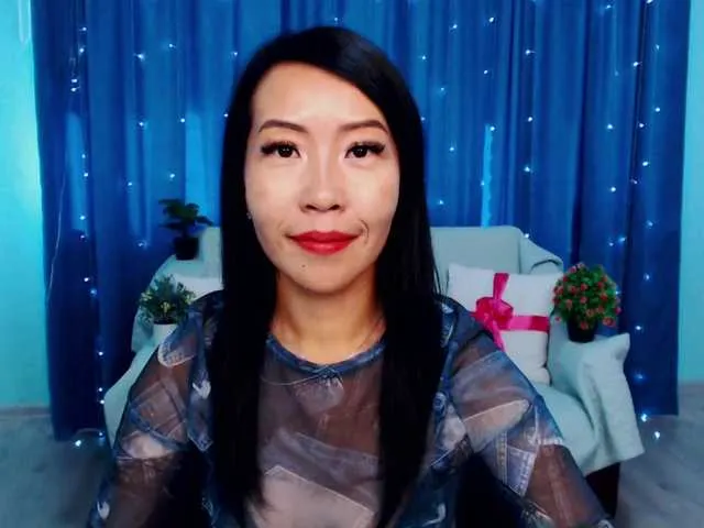 Live sex webcam photo for Sarahsexygirl #291585306