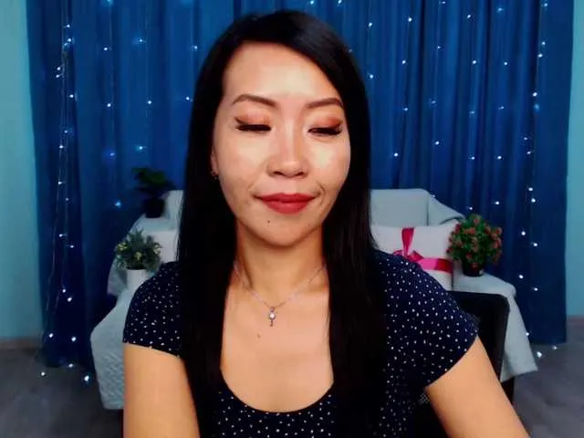 Live sex webcam photo for Sarahsexygirl #291679501