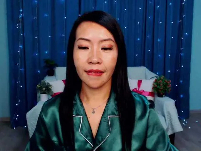 Live sex webcam photo for Sarahsexygirl #291796270