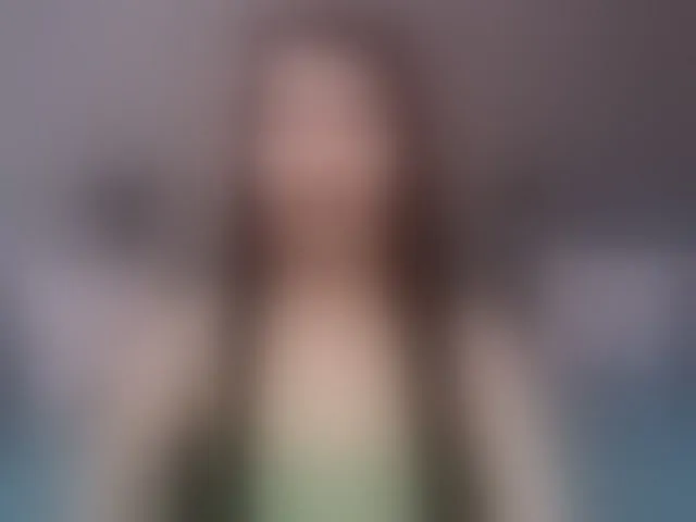 Live sex webcam photo for Sarahsexygirl #293972735