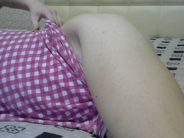 Live sex webcam photo for Saraoff82 #271843982